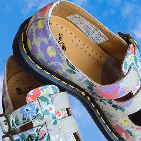 NEW Dr. Martens Floral Mary Janes Docs - Picture 3 of 13